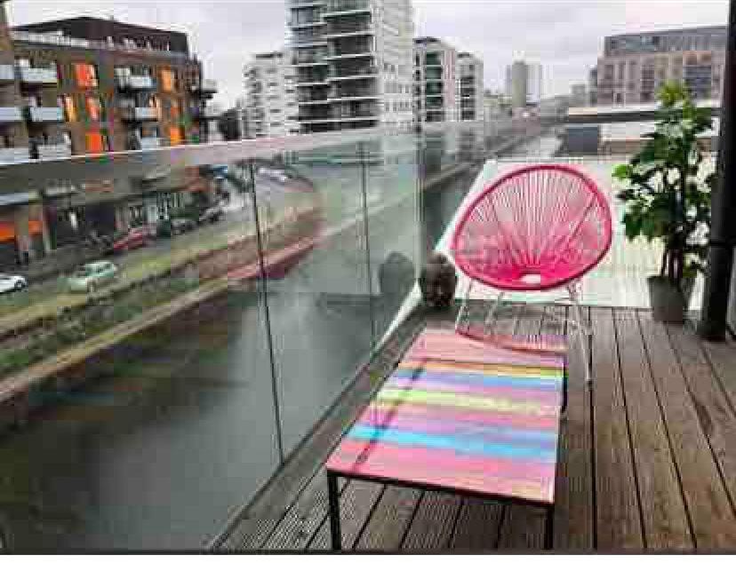 Lovely 2Br Apartment W/ City View London Eksteriør billede